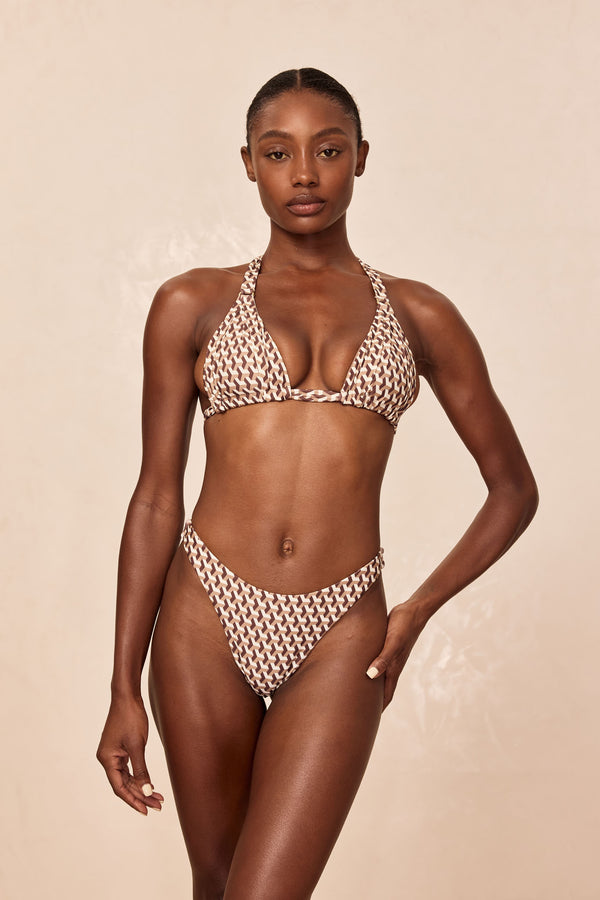 Byron Thong - Husk Geo