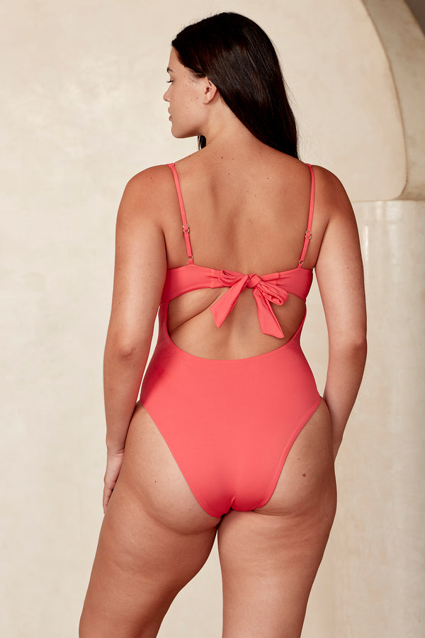 Clovelly One Piece - Strawberry