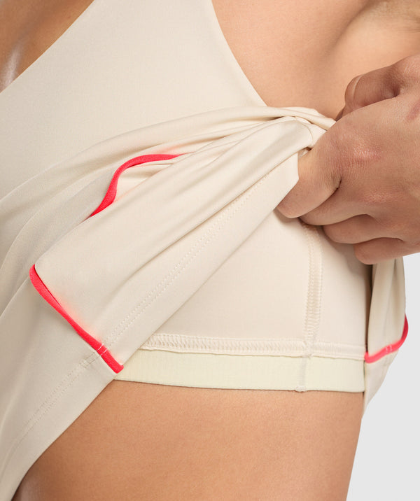 Contour Stitch Tank with Shelf